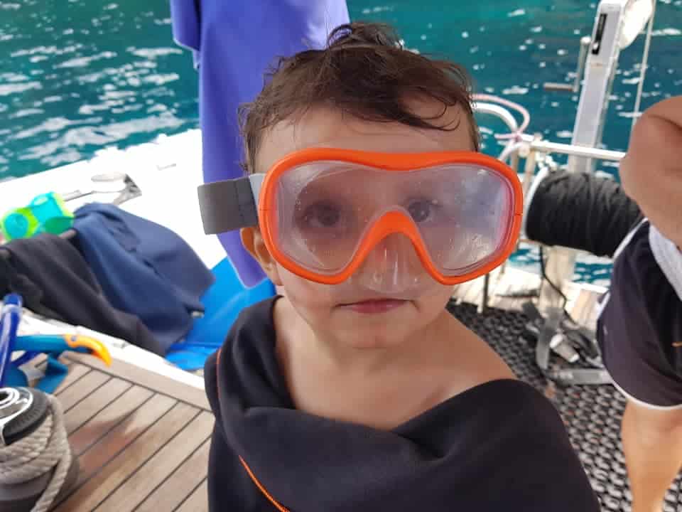 Le snorkeling, c’est pour tous les âges :) Bravo jeune pirate !!!